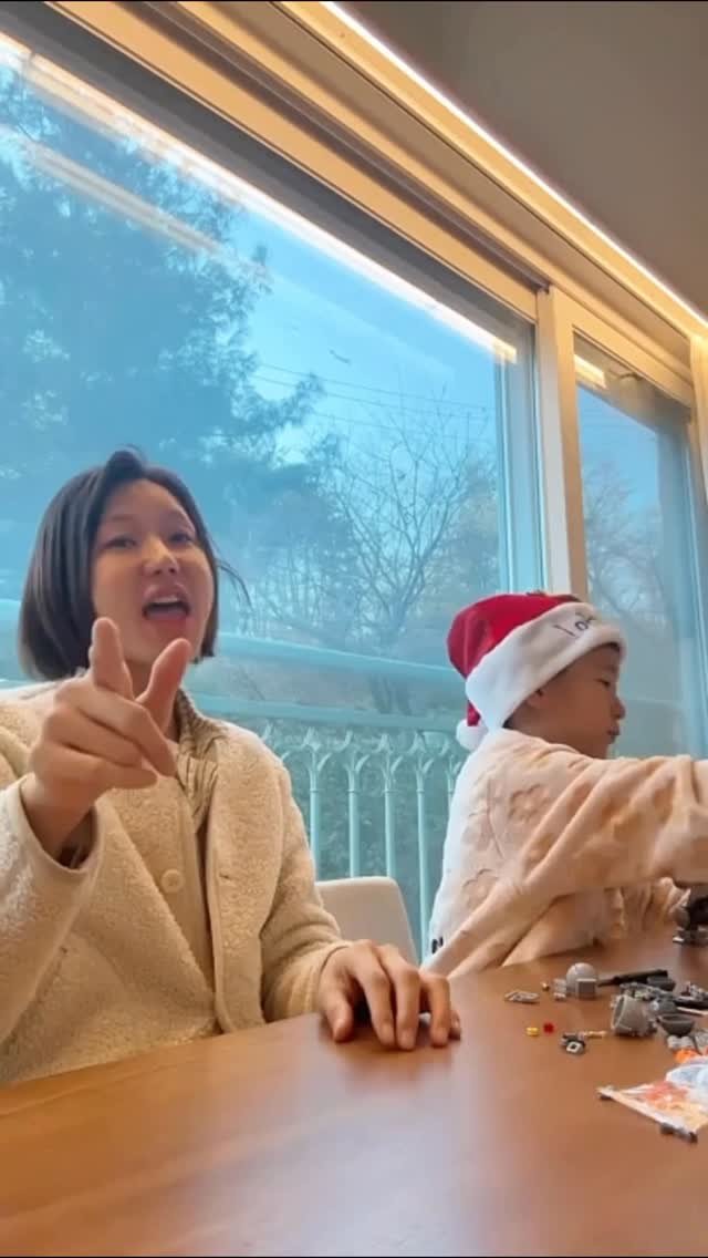 eunascafe 게시물 이미지: 나만알고싶은 염창동 보물💕

염창동SES 보컬담당이지만 춤을 더 잘추는건...