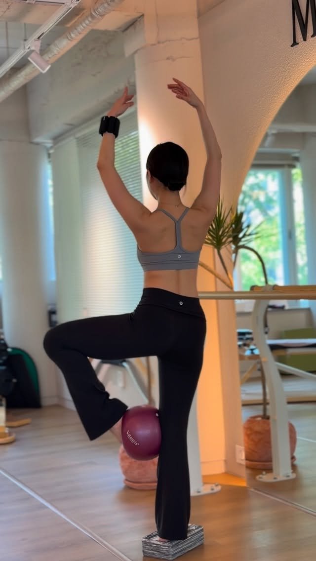 eung_pila 게시물 이미지: 무용 전공자들의 움직임에서 시작된
🩰MUA Studio만의 바레 클래스🩰

단순한...