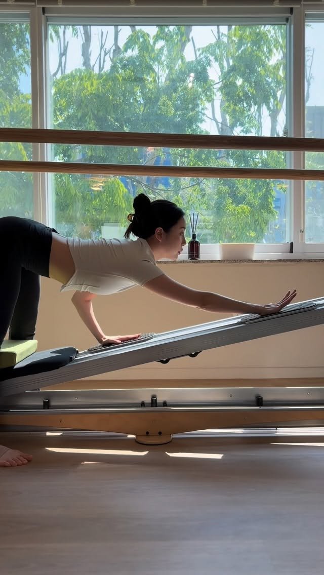 eung_pila 게시물 이미지: Jumping Stretching Board🌪️
#점핑스트레칭보드 위에서...