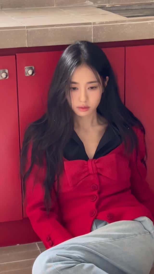 eunjin___a 게시물 이미지: @ellekorea