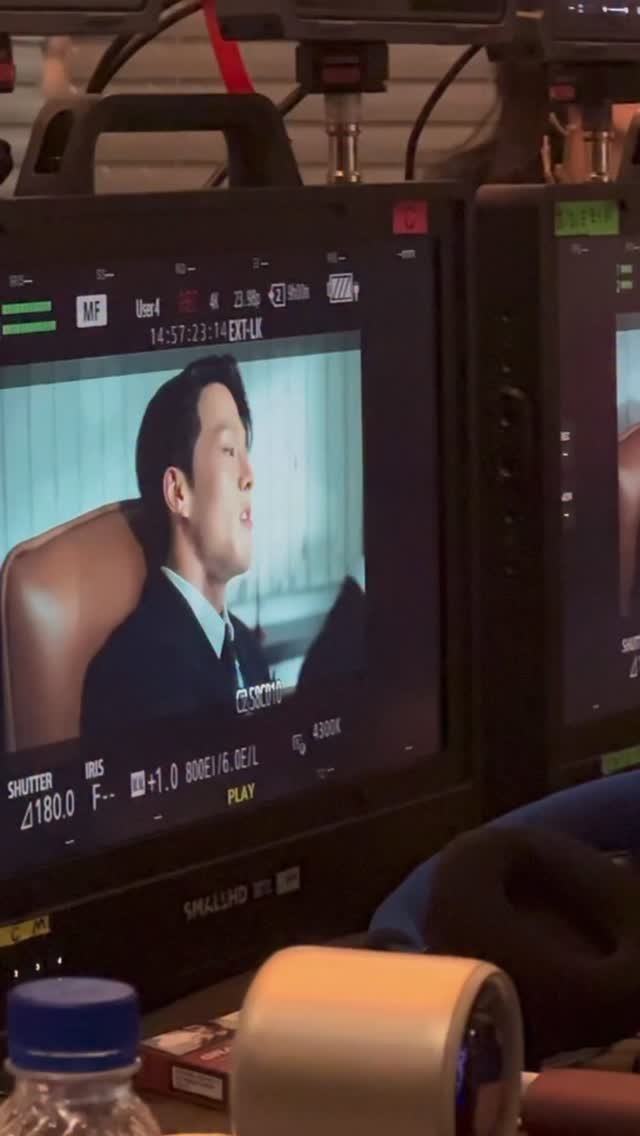 eunjin___a 게시물 이미지: 공팀장님은 고다림꺼 🙅🏻‍♀️
공팀장님은 감독님꺼 🙆🏻‍♀️