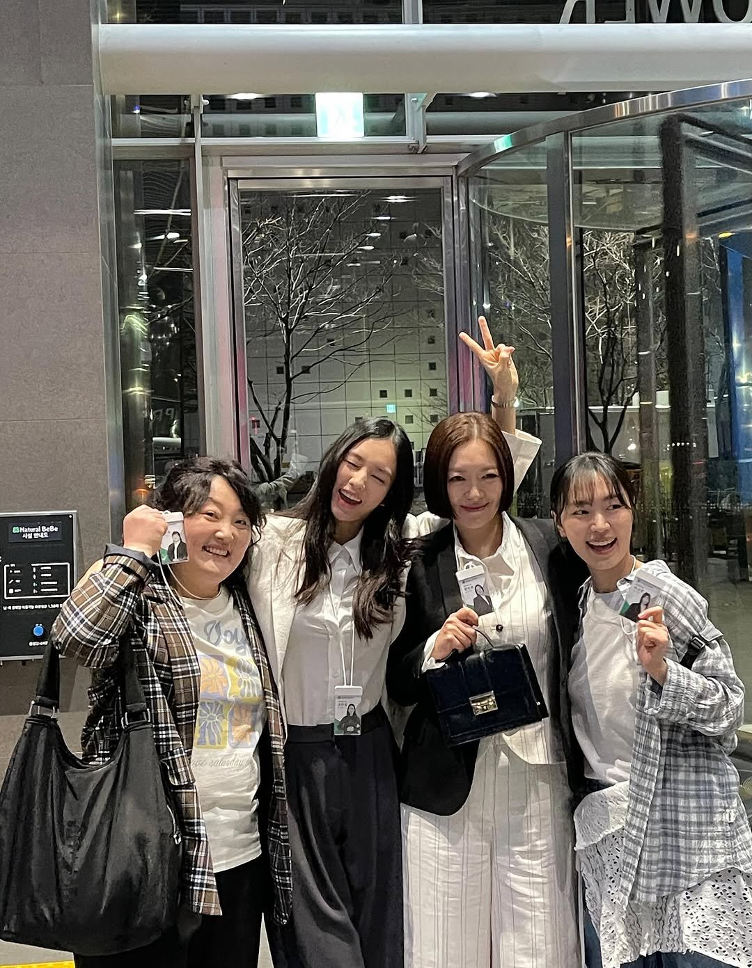 Photo shared by 안은진 on December 19, 2025 tagging @su_young_chung, @_ingoodorder, and @geumsol_jia77.