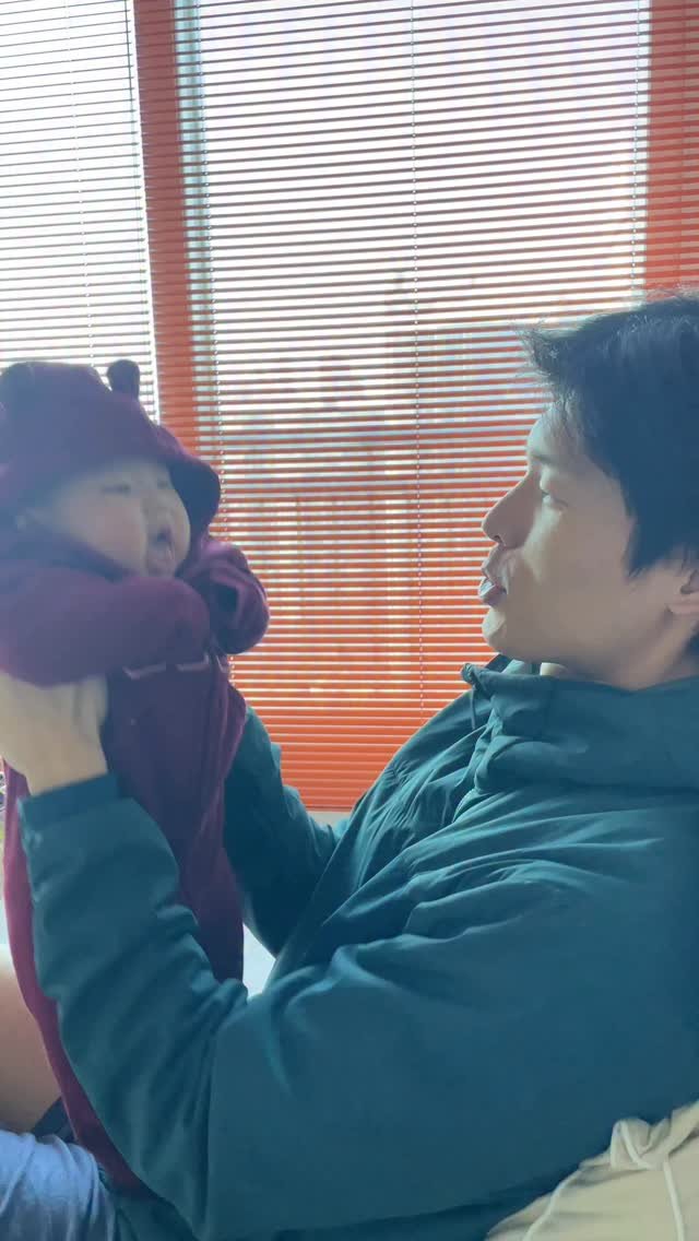 eunleee125 게시물 이미지: 아기가 마음에 드는 디제잉을 만났을때 

#디제잉 #뱀띠맘 #아기스타그램