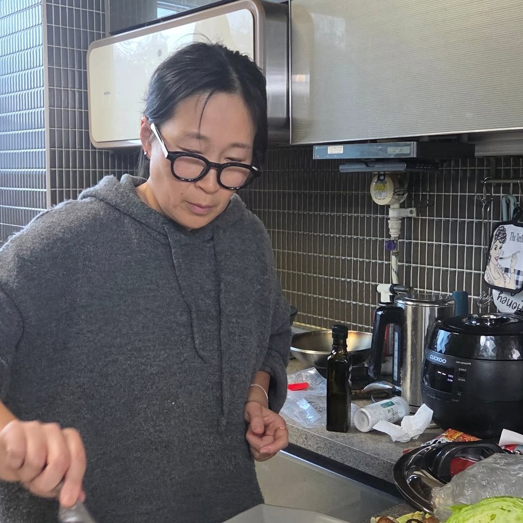 Photo shared by 정은표 on December 24, 2025 tagging @whitewang78. May be an image of pot, cooker and text.