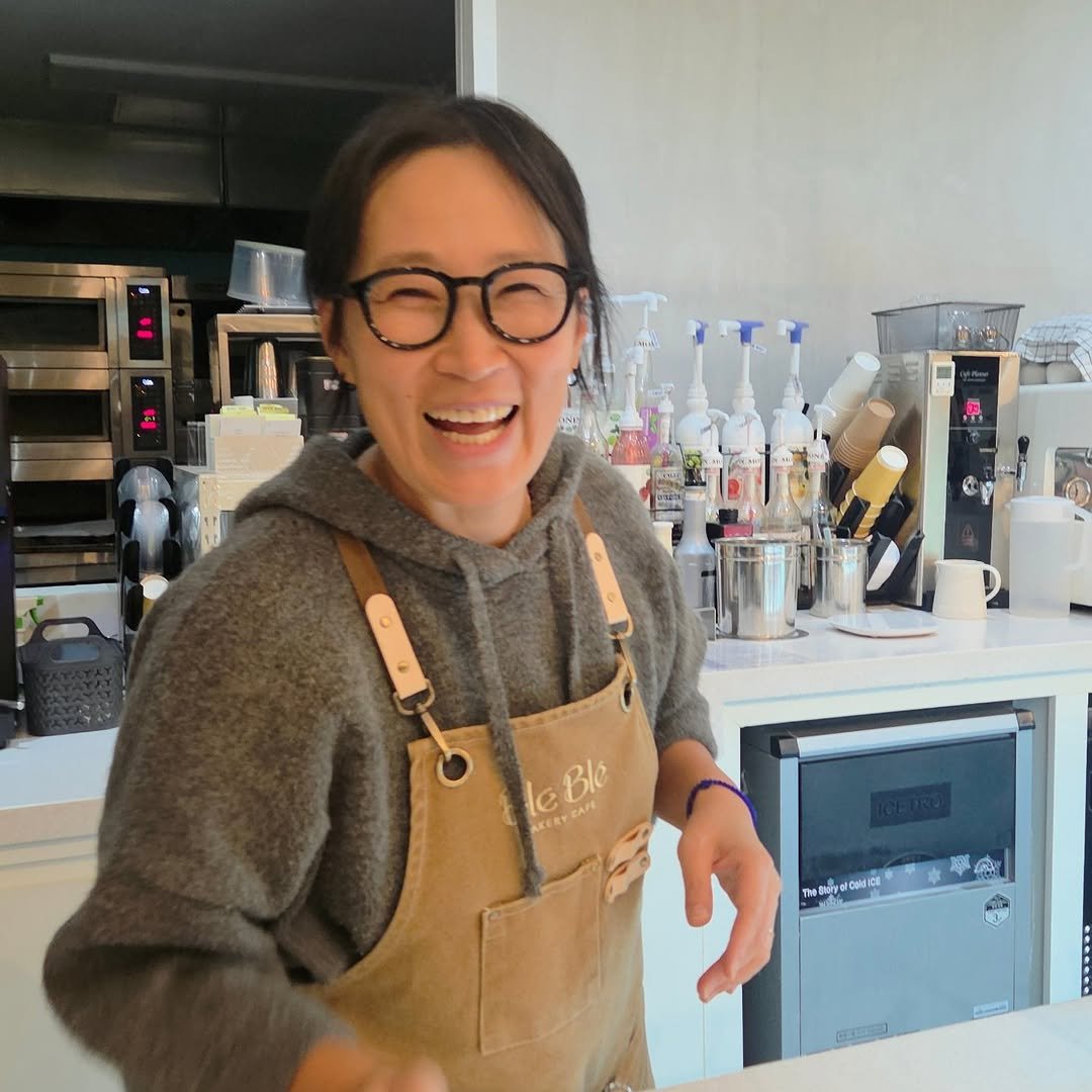 Photo shared by 정은표 on November 15, 2025 tagging @whitewang78. May be an image of apron, cornflower and text.