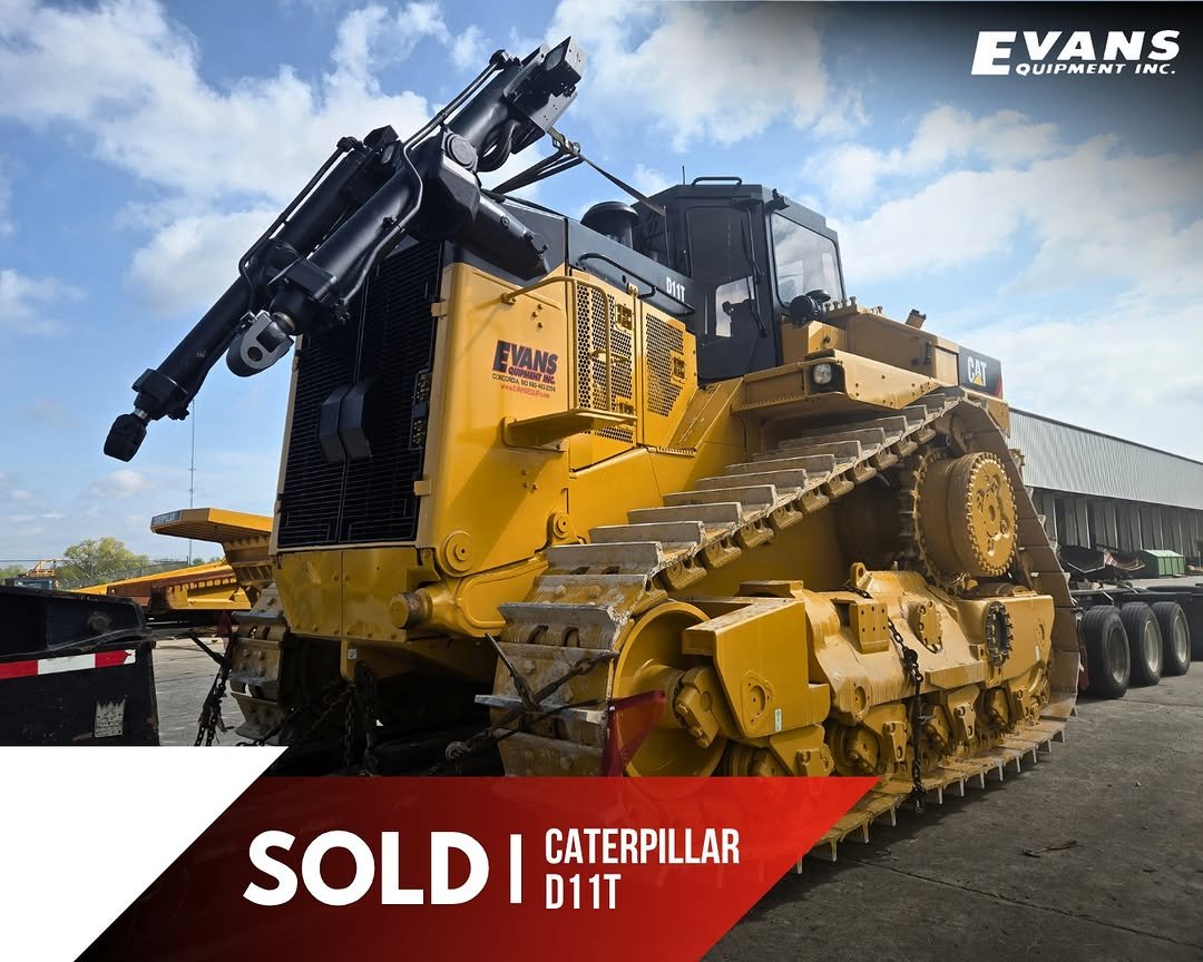 evansequipmentinc 게시물 이미지: A beautiful CAT D11T we recently shipped out...