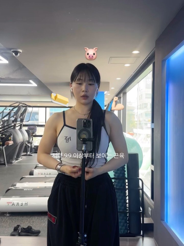 eve__trainer 게시물 이미지: 수영하고 상체하고 학원가고 영상 찍고 편집하고 수업하고 
그렇게 마흔이 되고(?