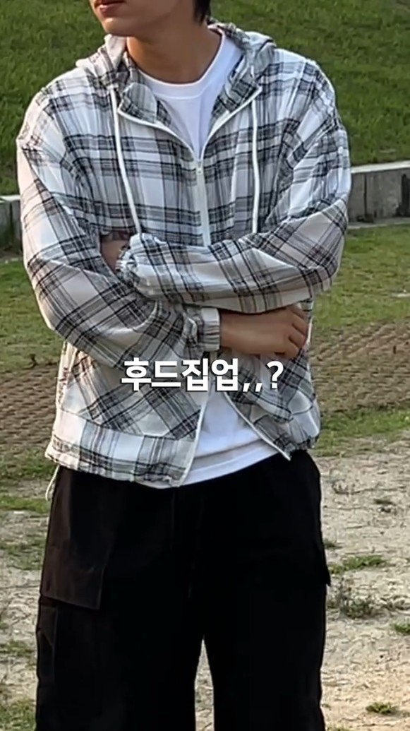 evensense_official 게시물 이미지: #여름 에 후드집업이라고?🤔

막상 입어보면 왜 필수인지 알게 돼요!

✔️살 타는...