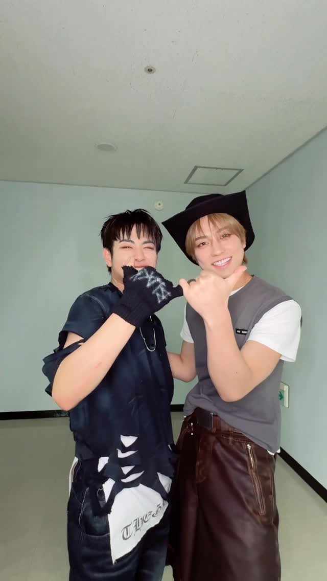 evnne_official 게시물 이미지: 뱉어 w. #andTEAM #타키 님

@andteam_official...