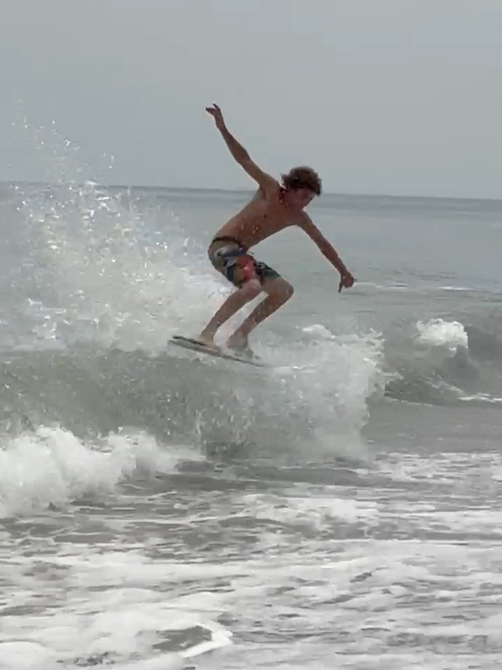 exileskimboards 게시물 이미지: @brodysmorris13 putting a few down on the...