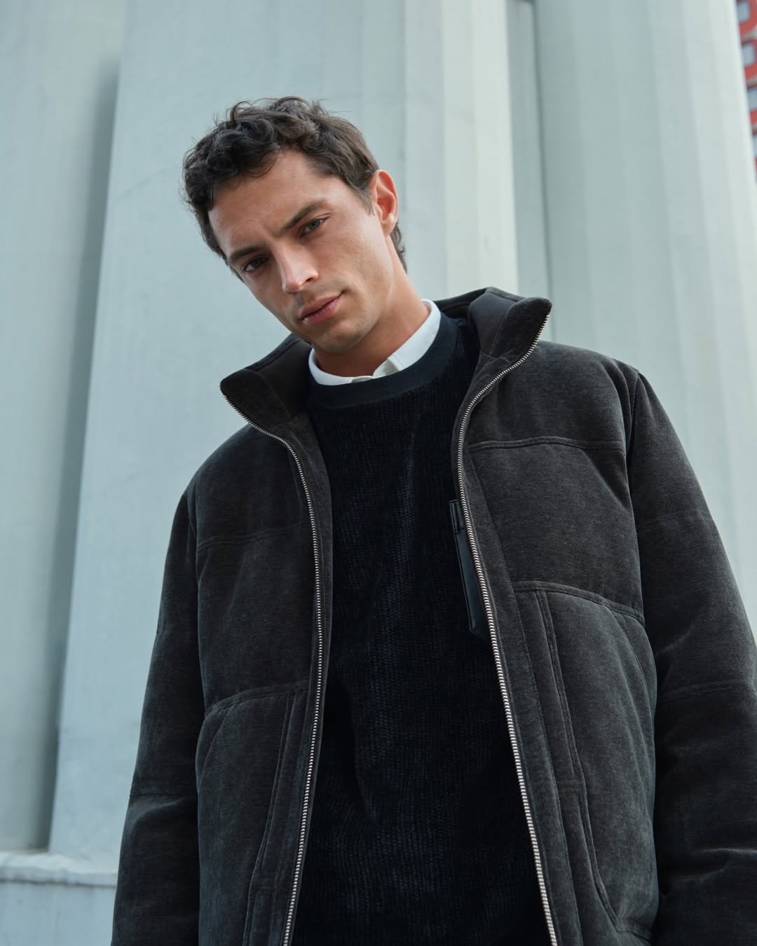 Photo shared by eyesmagazine 아이즈매거진 on November 16, 2025 tagging @andz_official. May be an image of goosedown coat, fur coat, jacket, parka, fleece and text.