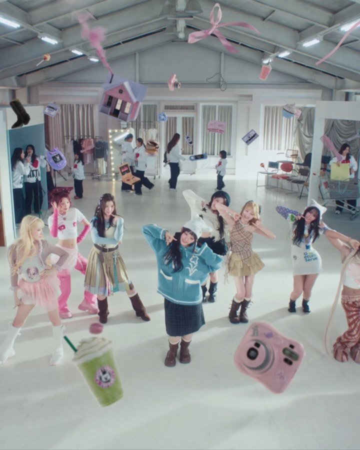 eyesmag 게시물 이미지: #광고
세이마이네임(@sa2m2nam3)이 세 번째 미니 앨범 [&Our...