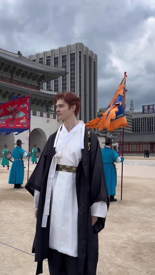 fabulorus 게시물 이미지: POV: I’m in Perfect Crown