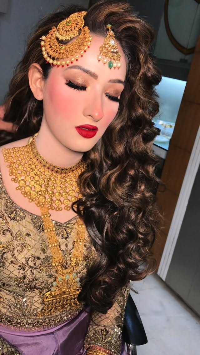 facestoriesbyleenabhushan 게시물 이미지: Starting 2026 with a very special post...