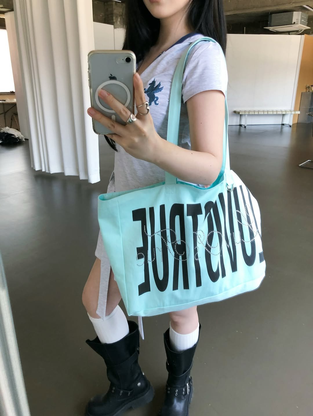 fairy_t1e 게시물 이미지: 민트 다 나에게로 @luvistrue_official