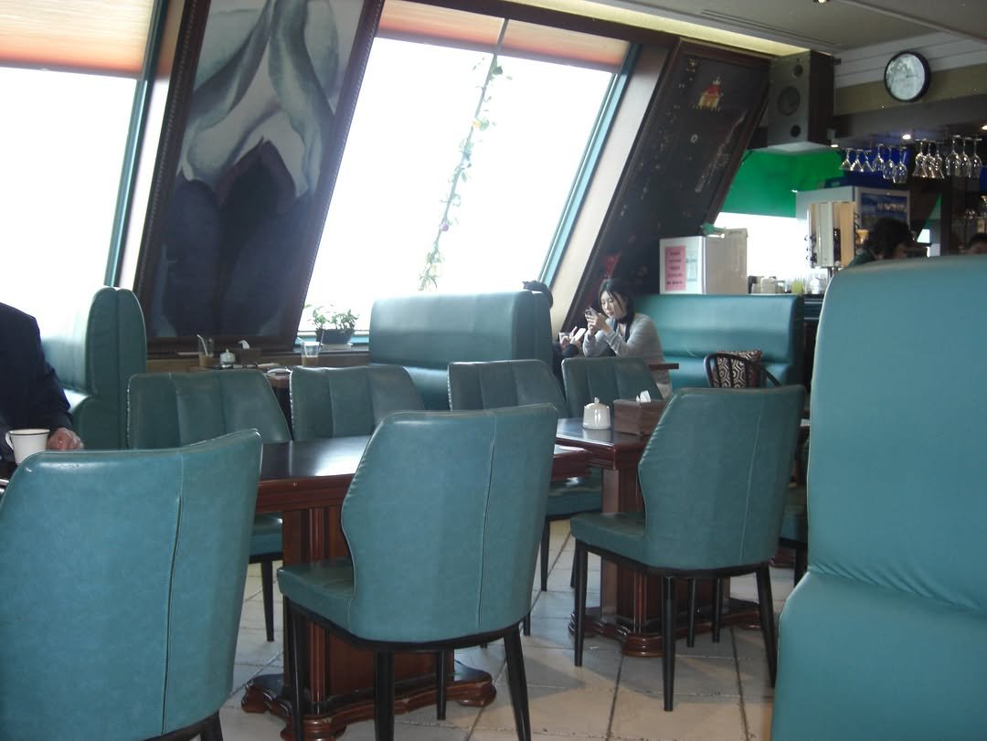 Photo by 동화 on March 29, 2026. May be an image of ship and text.