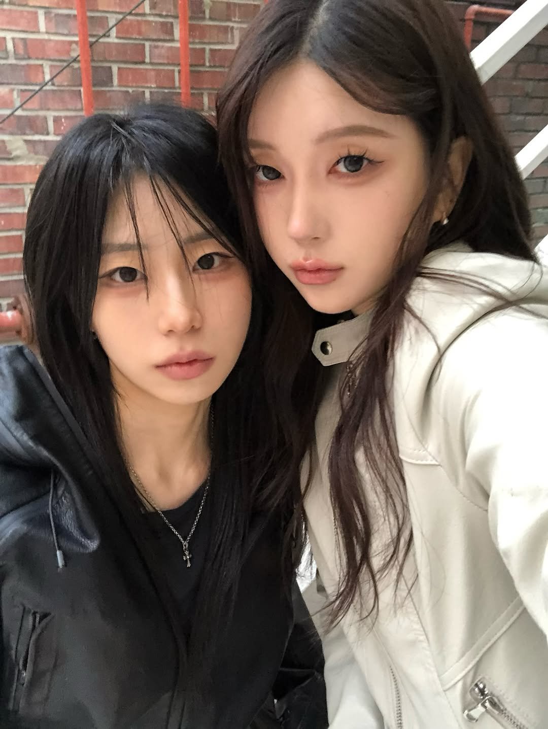 Photo shared by 박서후 on November 04, 2025 tagging @fairy_t1e. May be a selfie of one or more people, hair, parka and text.