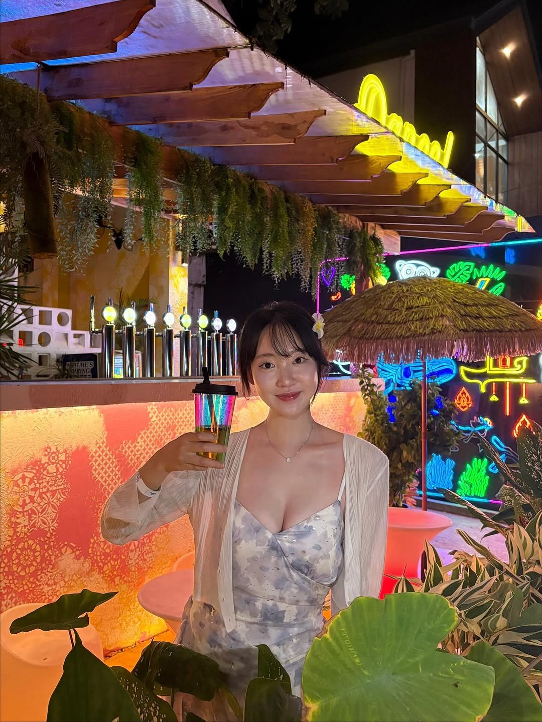 Photo by 묘정🐰 on November 02, 2025. May be an image of outdoors and text.