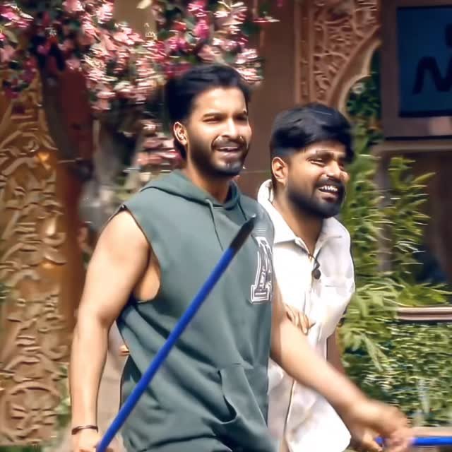 faizbaloch_07 게시물 이미지: Bus abhi 07 ke haath hi bachi hai izzat...