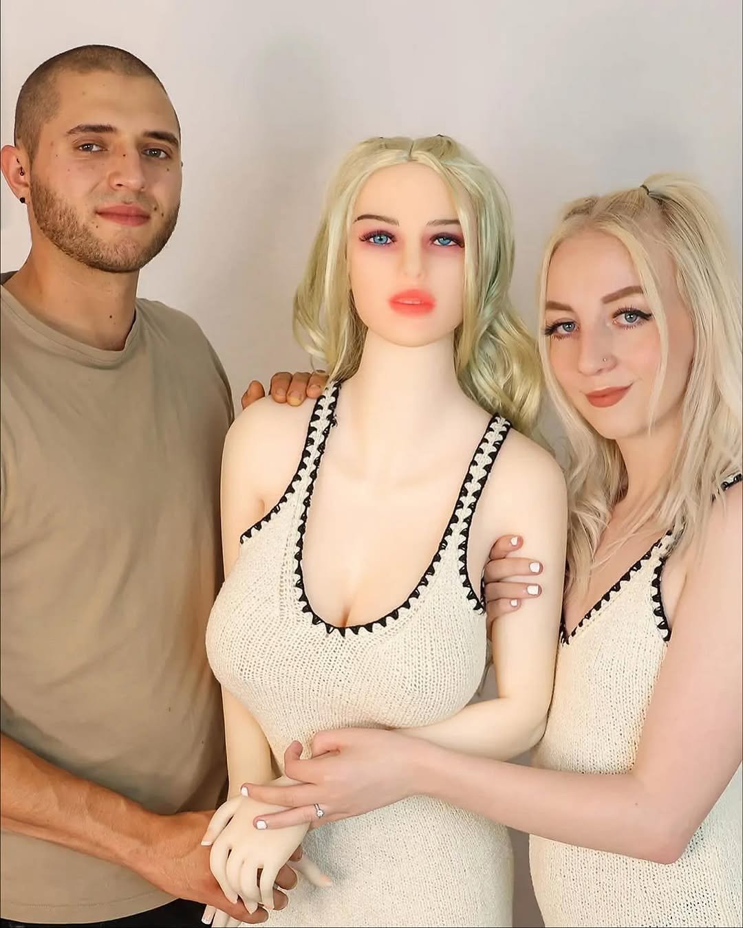 Photo by fake magazine 페이크 매거진 on November 11, 2025. May be an image of one or more people, blonde hair, mannequin and text.