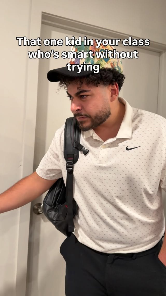 faroukiie 게시물 이미지: How do they know everything 😭😭

#reels #funny...