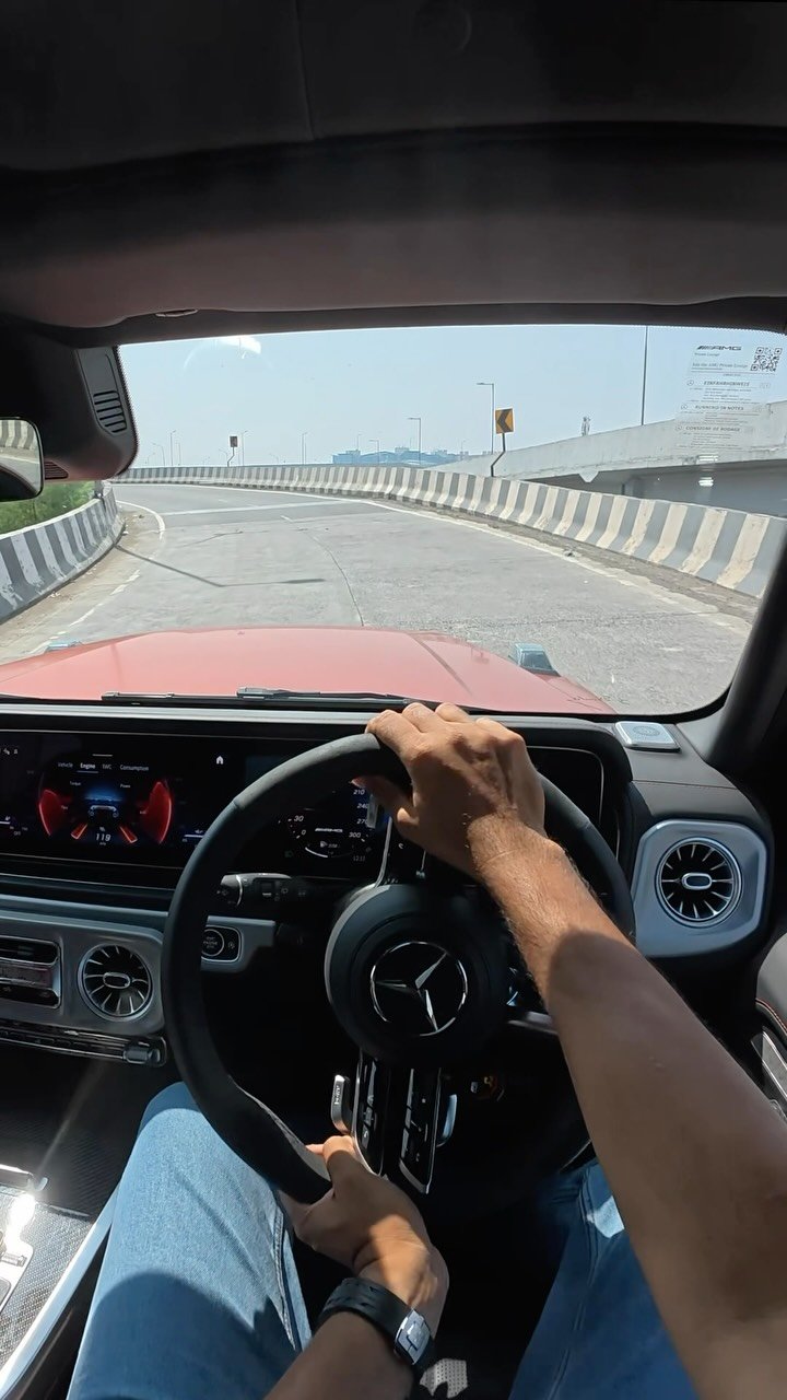 fasbeam 게시물 이미지: There is nothing quite like the Mercedes...