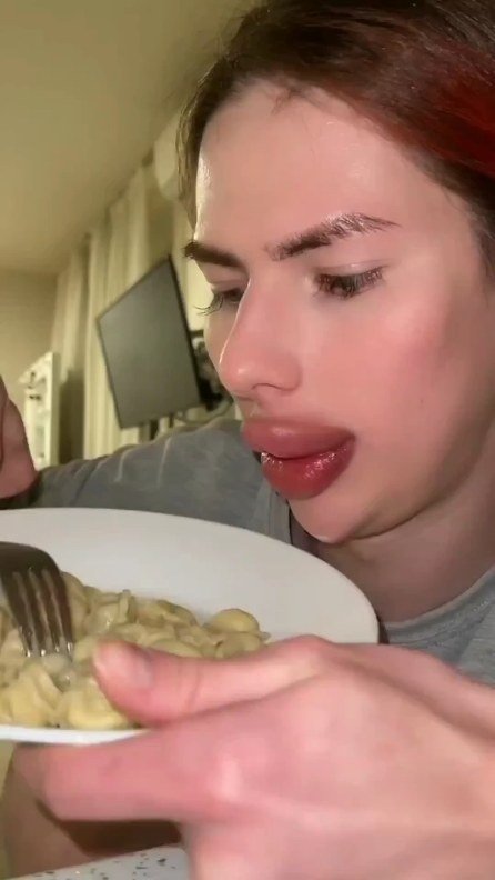 fashion.explored1 게시물 이미지: So beautiful Isn't it beautiful?

No👉...