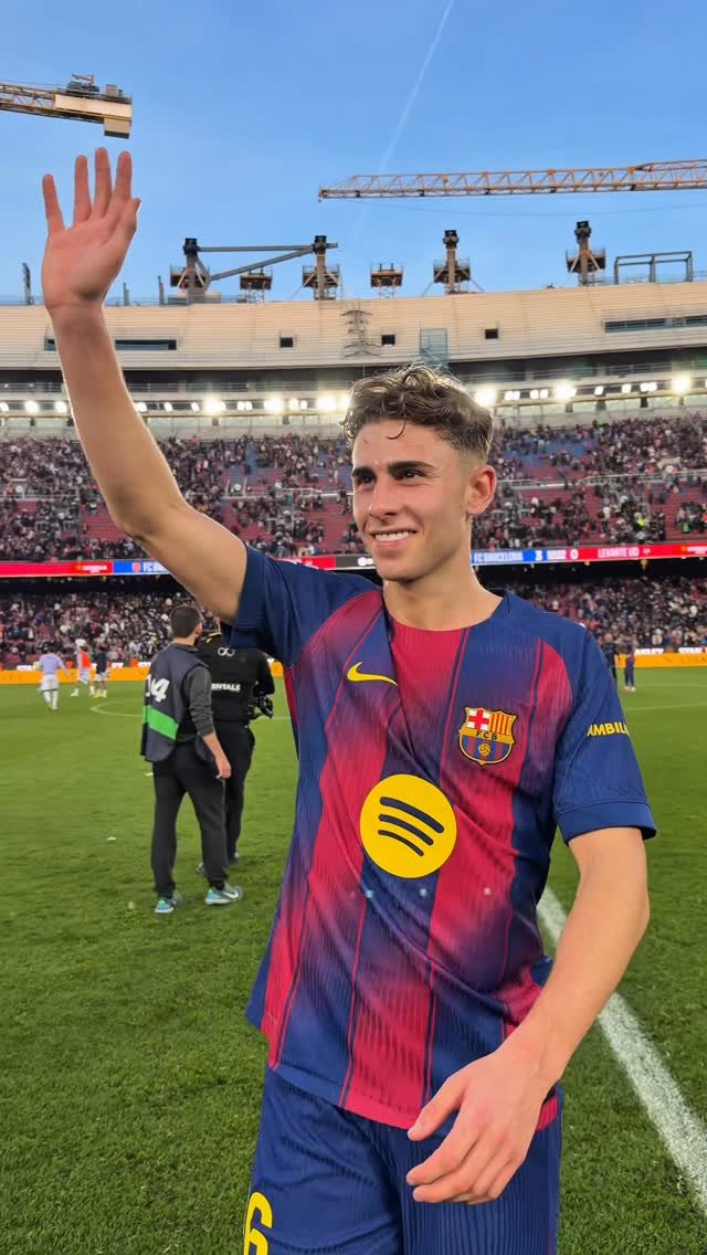 fcbarcelona 게시물 이미지: Three points in the pocket.