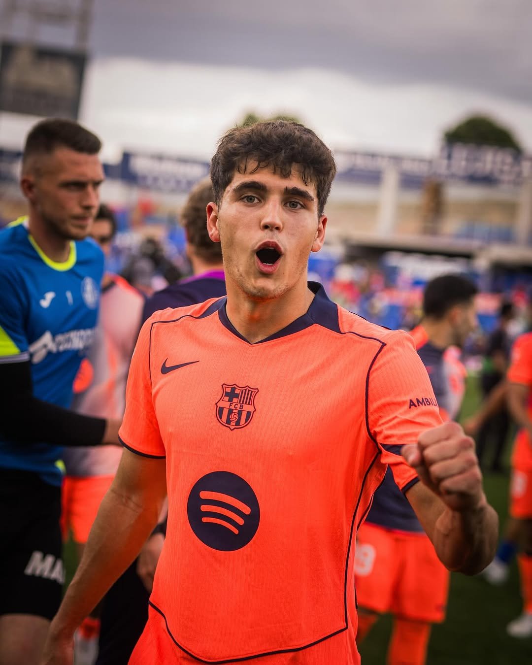 Photo shared by FC Barcelona on April 25, 2026 tagging @paucubarsi. May be an image of football, soccer, stadium and text that says '都 AMBИ3 MA'.