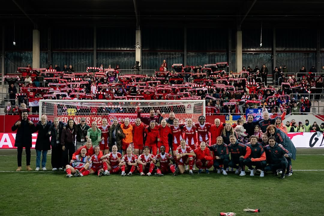 Photo by FC Bayern Frauen in FC Bayern Campus with @fcbayern. May be an image of soccer, football, crowd, stadium and text.