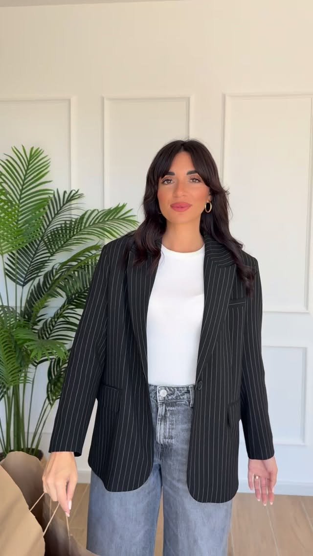 fede_rica_14 게시물 이미지: ZARA New 🤯✨The jeans I’m wearing are the best...