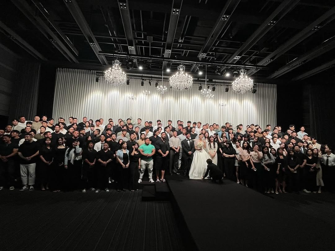 feeel_ 게시물 이미지: 오늘 정말 많은 분들의 축복 속에 행복하게 결혼식을 마쳤습니다.

그동안 레슨과...