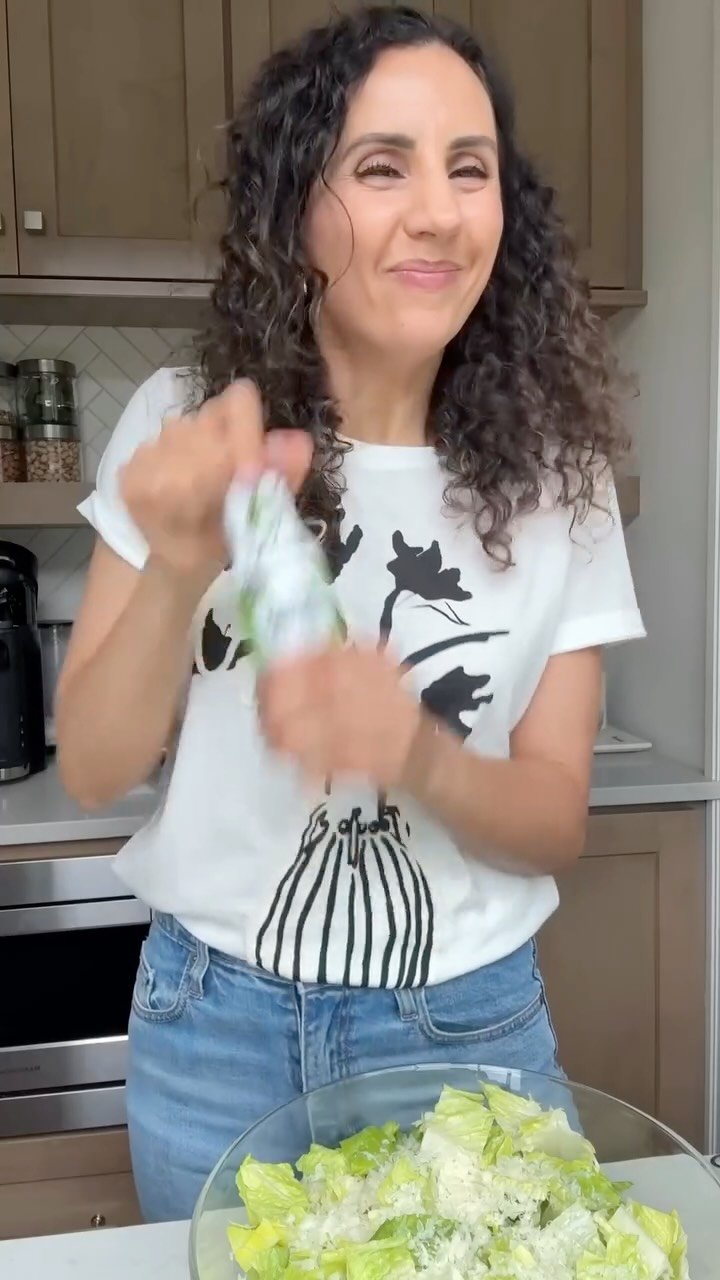 feelgoodfoodie 게시물 이미지: 2025 Bloopers were pretty much me yelling at...