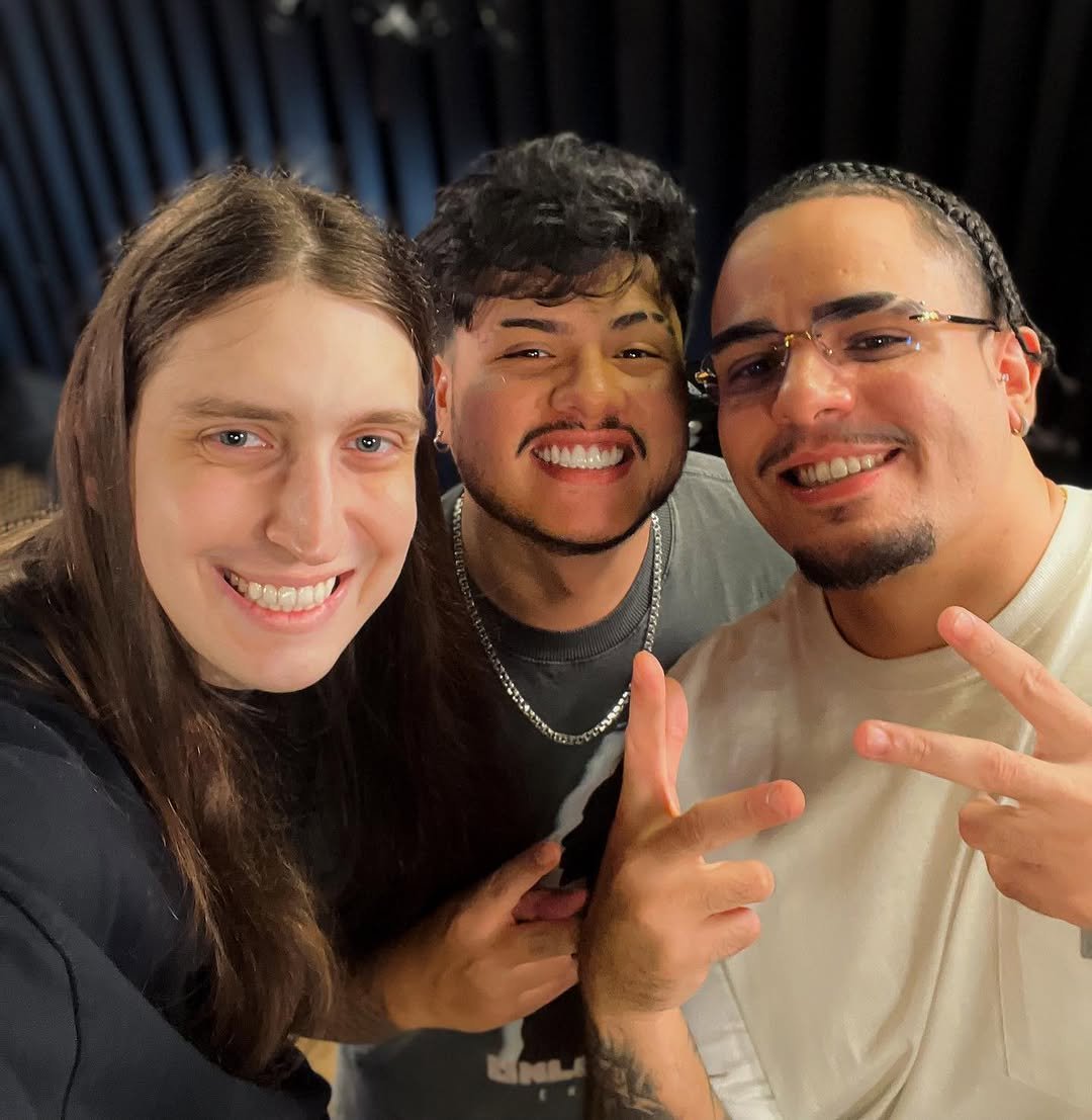 Photo shared by Podpah on October 24, 2024 tagging @mitico, @igao, and @felca0.