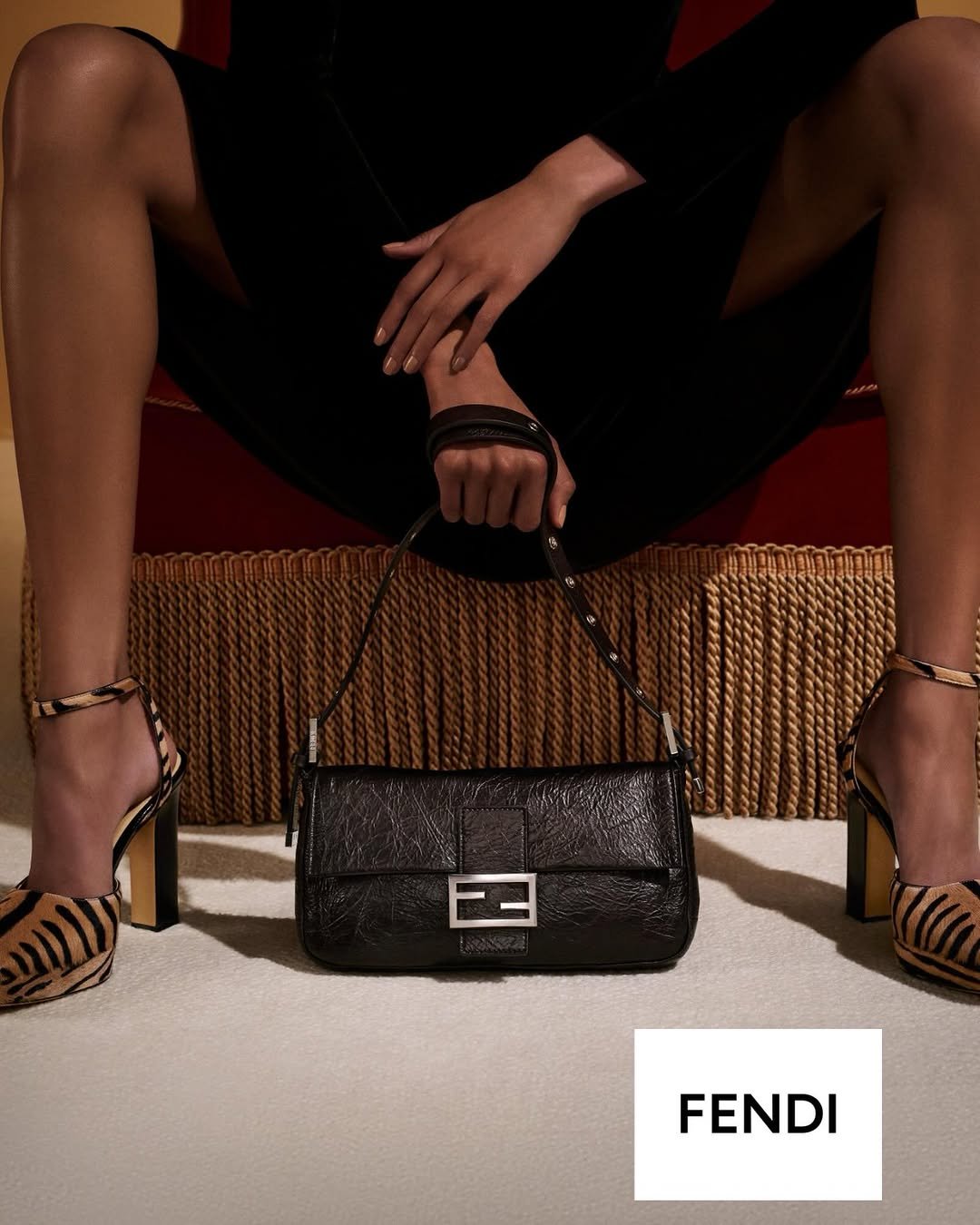 fendi 게시물 이미지: The icon returns to its roots
The Baguette®️...