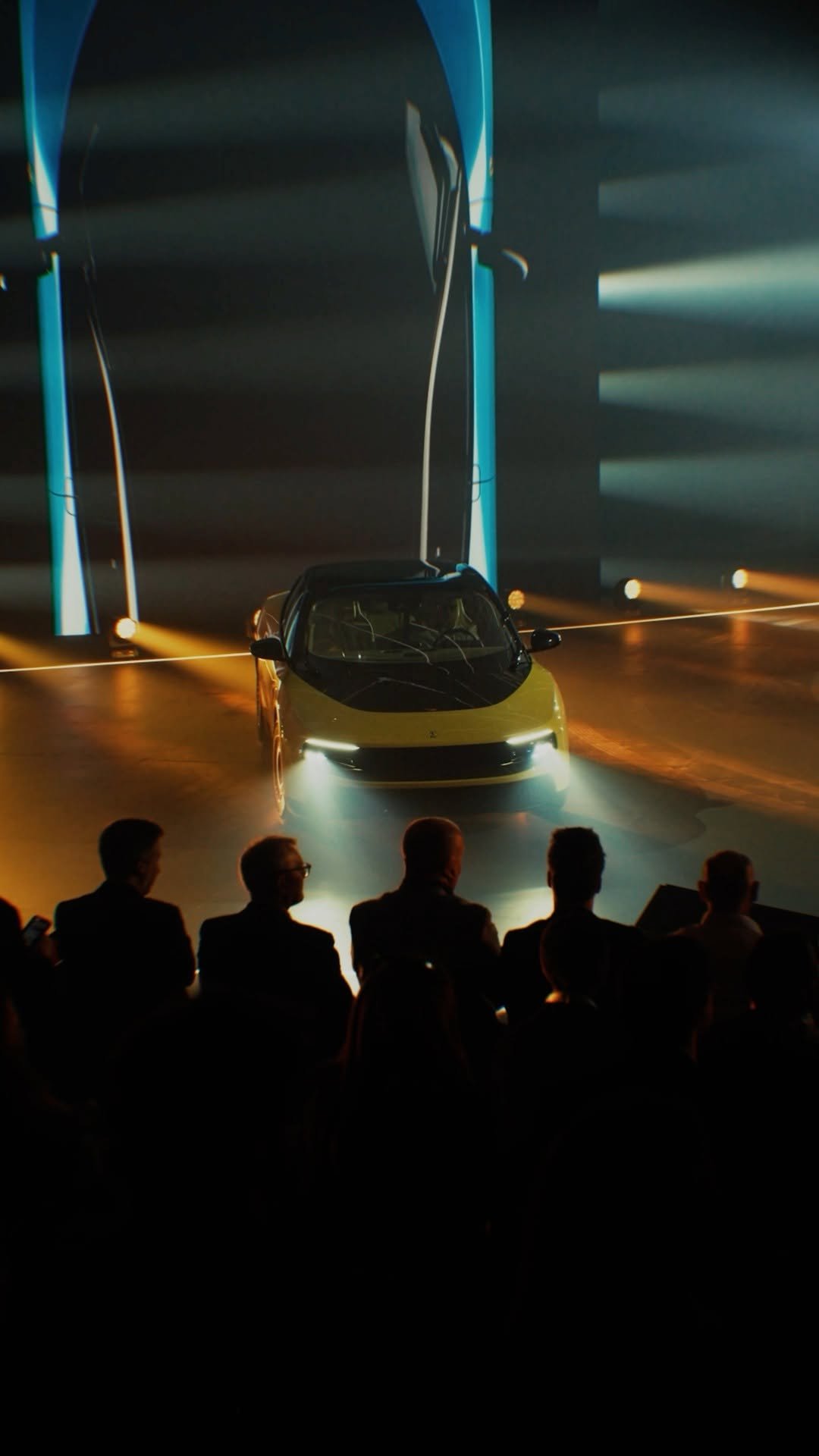 ferrari 게시물 이미지: It’s coming Rome.

#FerrariLuce #Ferrari