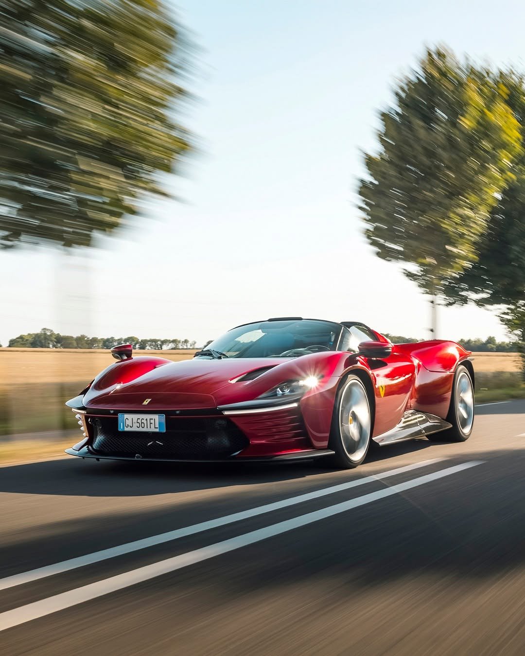 ferrari 게시물 이미지: Pure athleticism, captured in motion. The...