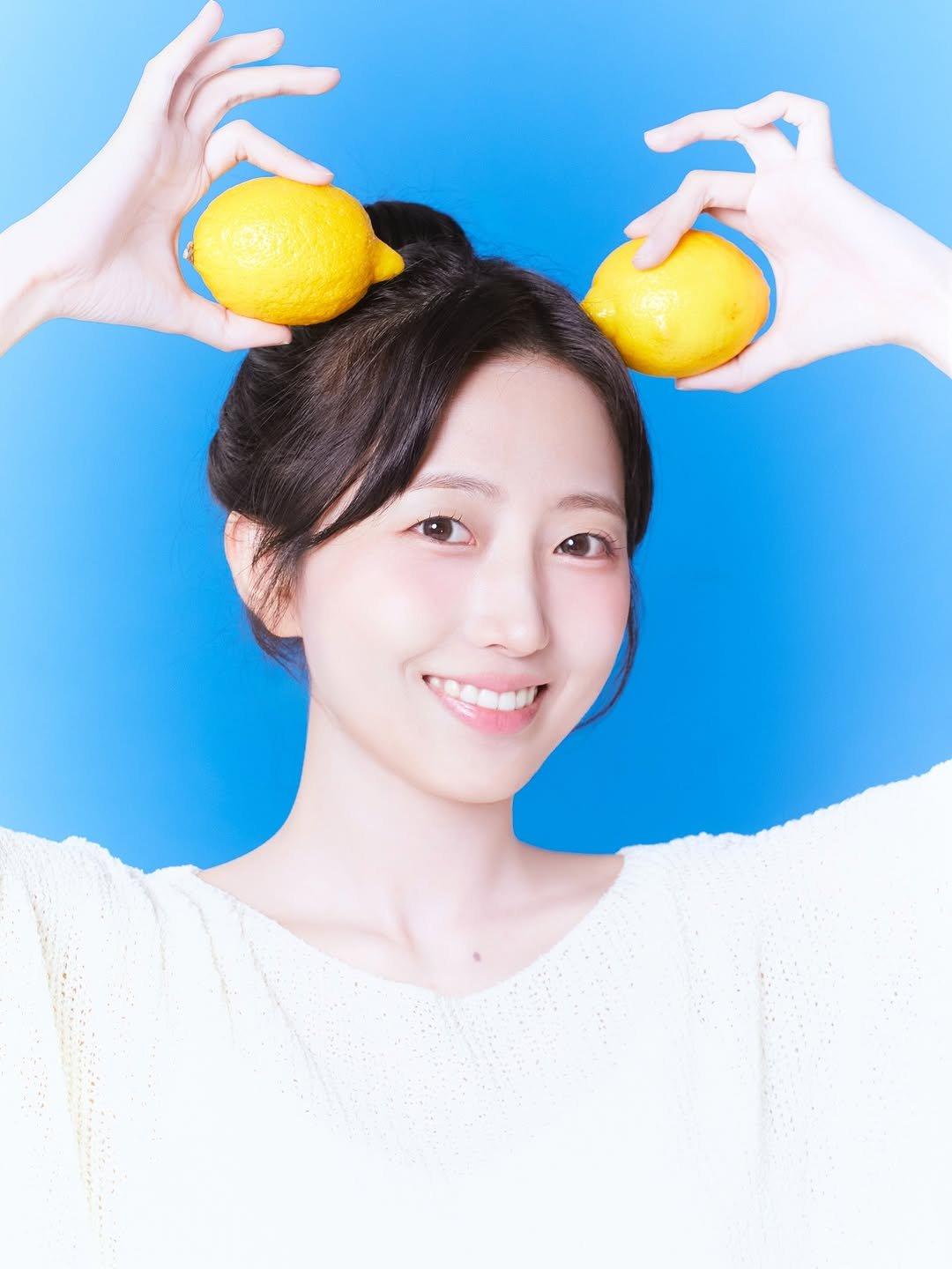 Photo shared by 프로필 사진 전문 | FF STUDIO on September 20, 2025 tagging @donkeyphoto, @u_whoooo, @yoojaewook__, and @ff__studio_. May be an image of text.