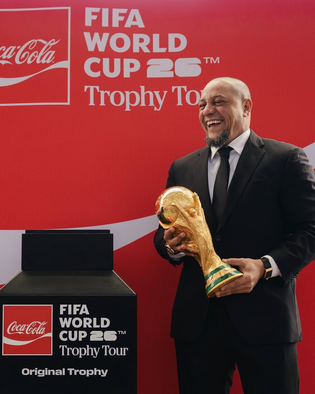 Photo shared by FIFA World Cup on February 16, 2026 tagging @oficialrc3. May be an image of soccer, football and text that says 'aCola FIFA WORLD CUP CUP26 26" TM Trophy o CocaCola FIFA WORLD CUP CUP26™ 26M TM Trophy Tour Original Trophy'.