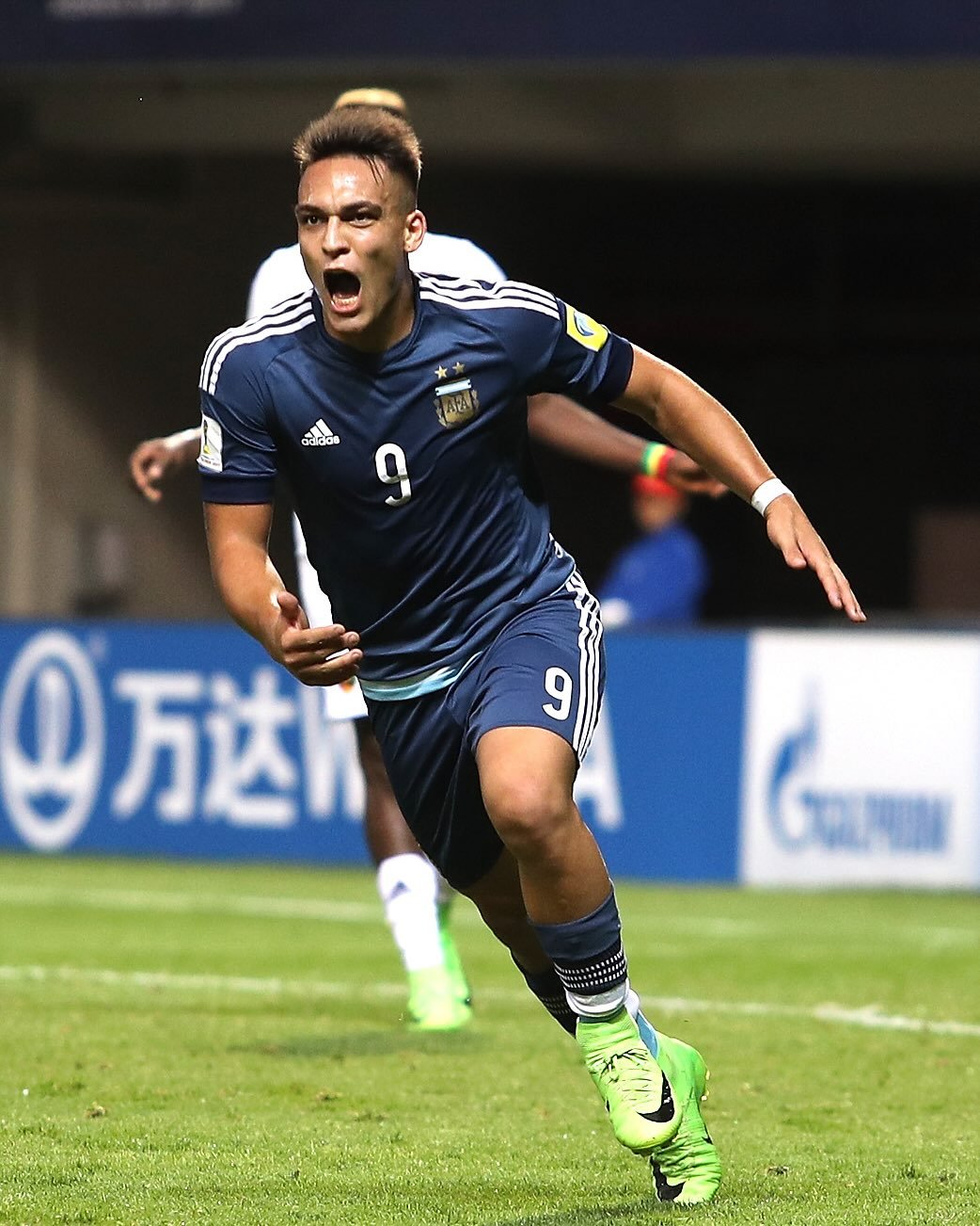 Photo shared by FIFA World Cup on September 22, 2025 tagging @afaseleccion, @lautaromartinez, and @afaseleccionen. May be an image of 1 person, playing soccer, playing football and text that says '* G adidas 9 0万达 김리지'.