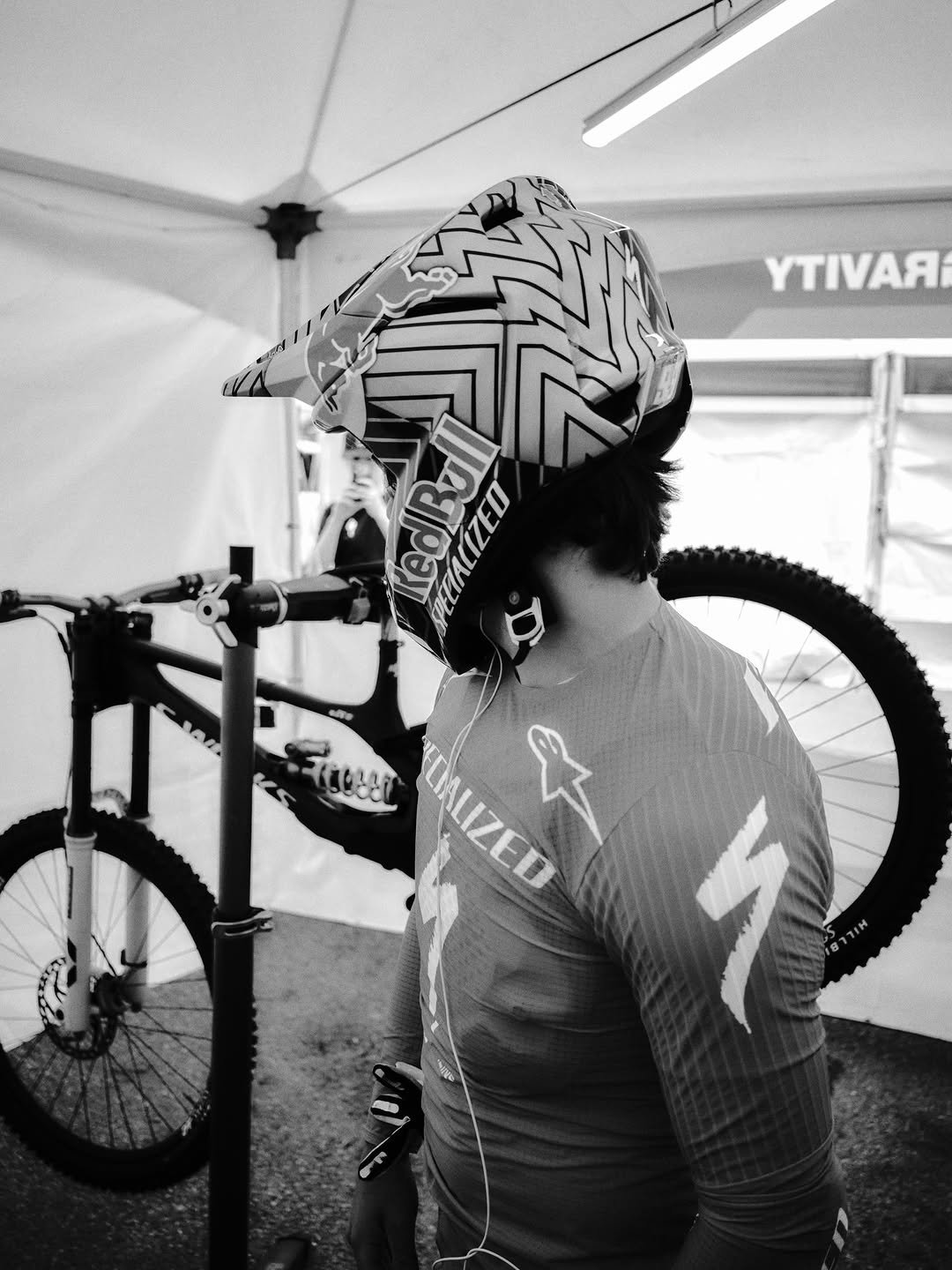 finniles 게시물 이미지: Flatted in the first turn yesterday, it...