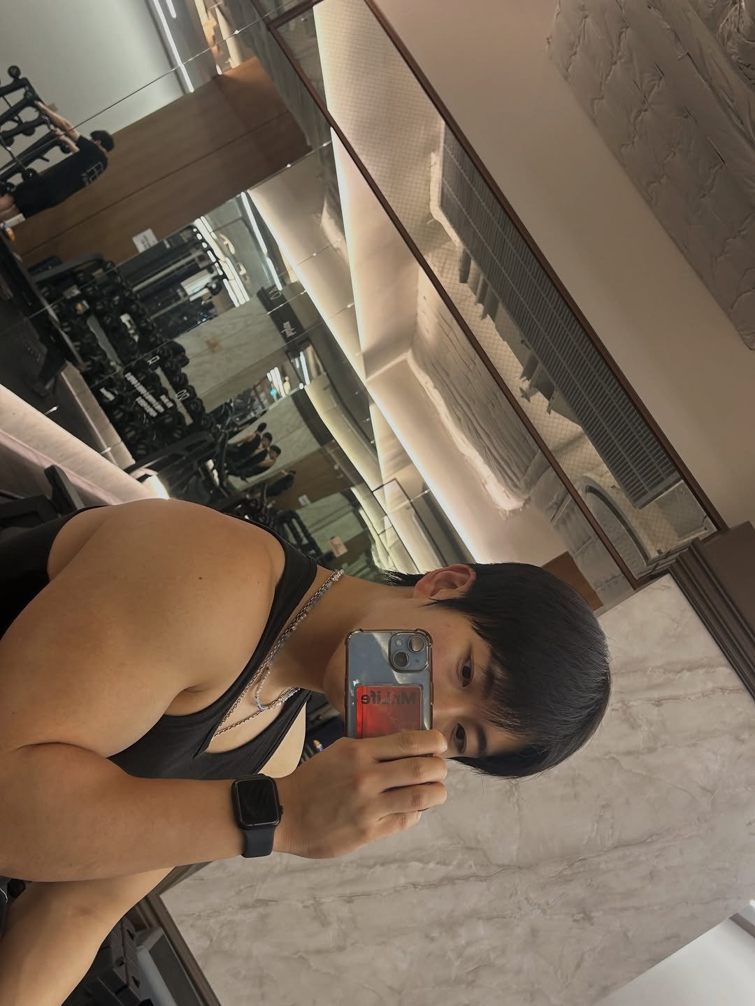 fit_chaewoo 게시물 이미지: 나도 이제 긴 머리.