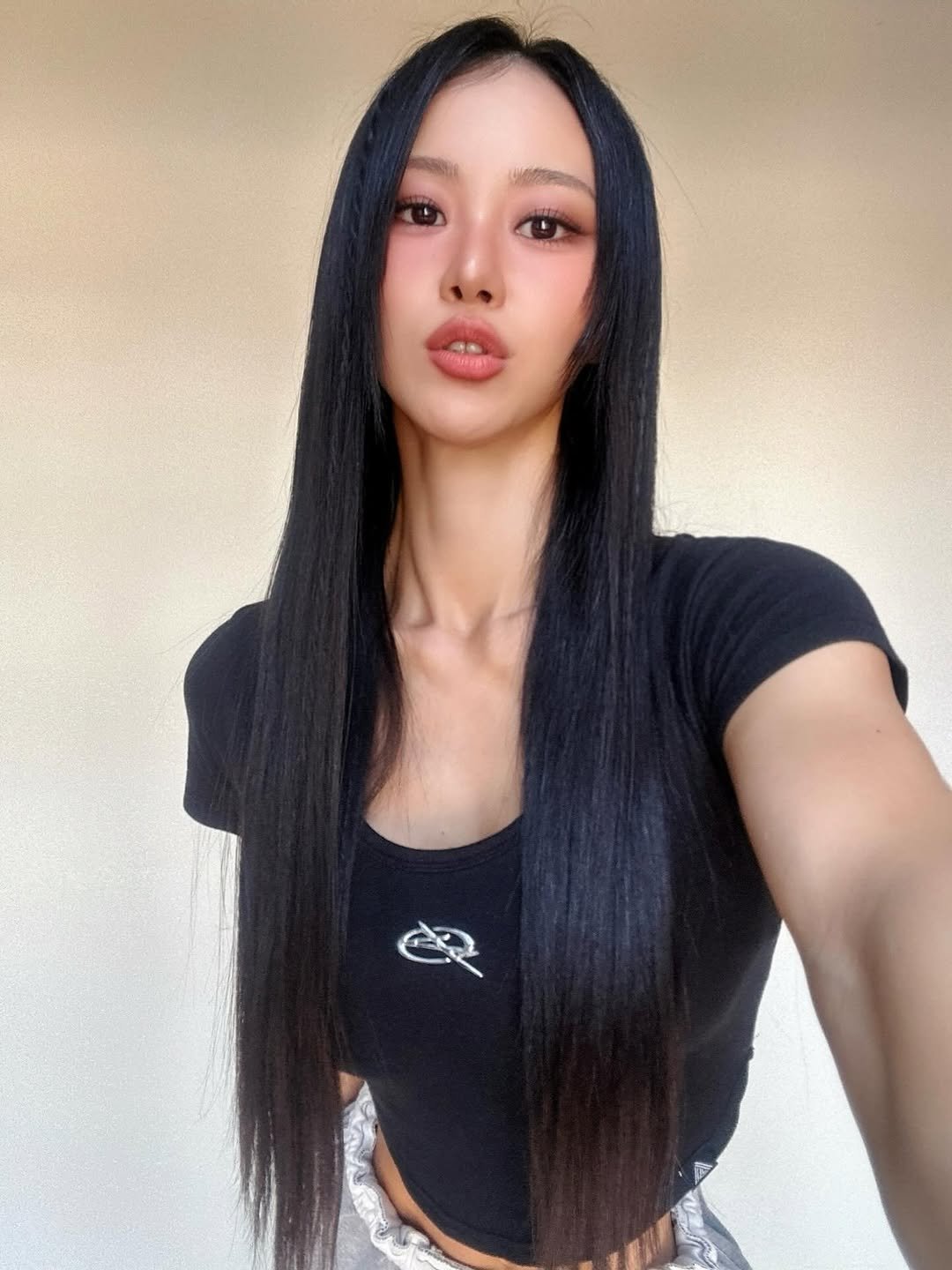 fit_min22 게시물 이미지: 헤메받고 변신완료🥰

💄@heejinsam 
💆🏻‍♀️ @k.sh__________...