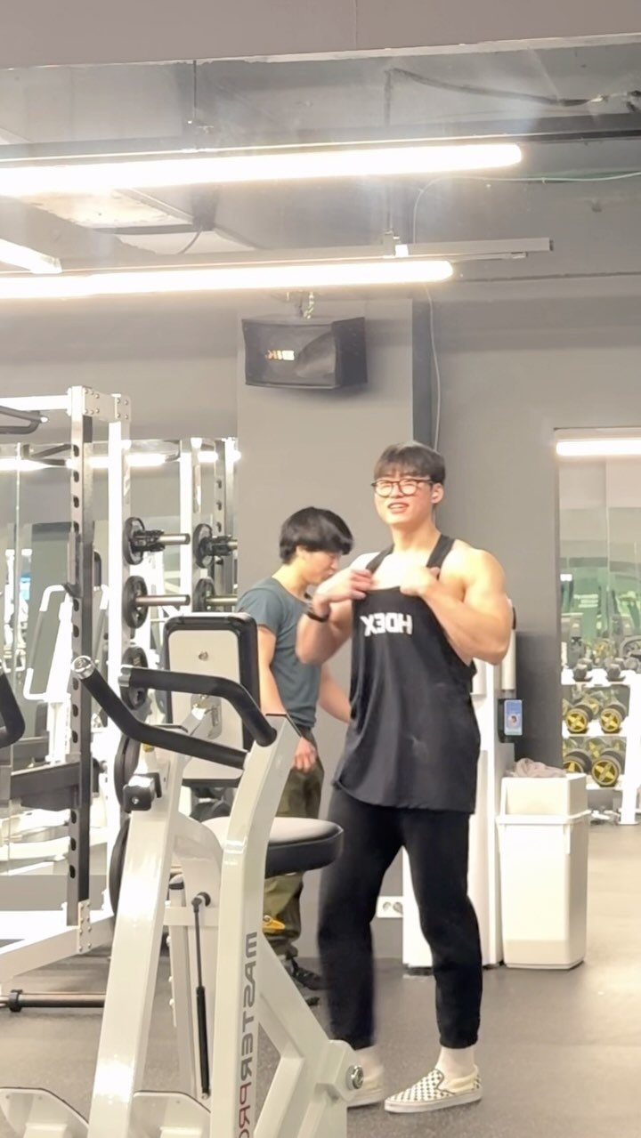 fit_miness 게시물 이미지: Allright 정신🔥 

😡 (이 표정 국룰)