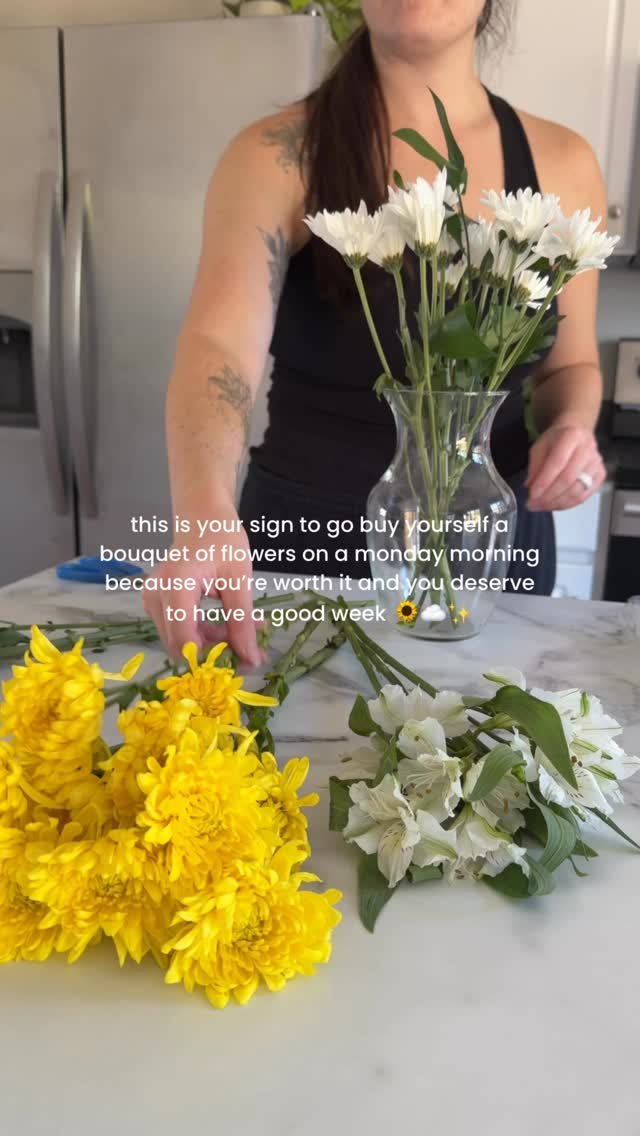 fitandfedbysteph 게시물 이미지: I call it my self-care bouquet and it’s the...