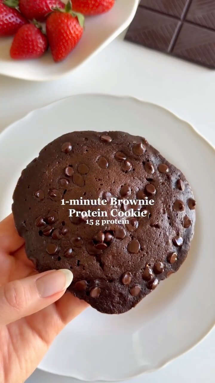 fitfoodieselma 게시물 이미지: 1-minute Single Serve Brownie Protein Cookie🤩...
