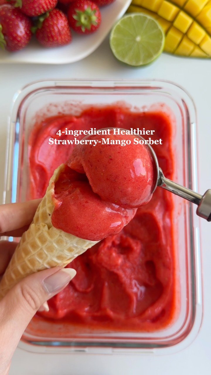fitfoodieselma 게시물 이미지: 4-ingredient Healthier Strawberry-Mango...