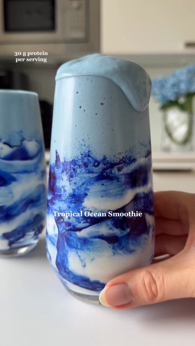 fitfoodieselma 게시물 이미지: Tropical Ocean Smoothie🌊🩵🏝️ This smoothie is...