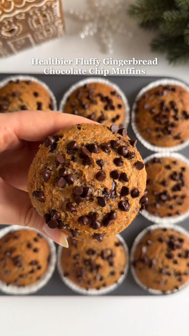 fitfoodieselma 게시물 이미지: Healthier Fluffy Gingerbread Chocolate Chip...