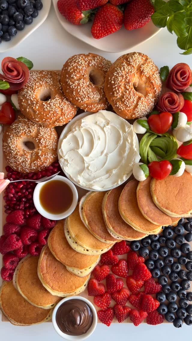 fitfoodieselma 게시물 이미지: Galentine’s Brunch 🎀
I hosted a Galentine’s...